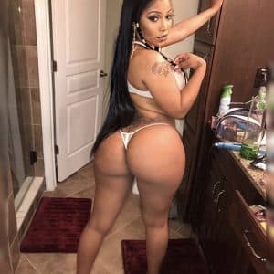 Latina Parisienne cherche mec pour cette nuit Mara - rencontre-Teen-Paris