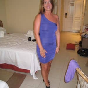 Réveil brutal, besoin de contact Aurore - rencontre-Naturiste-Tours
