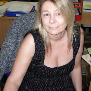 Prête pour une nuit de folie à Rennes? Sarah - rencontre-Cougar-Rennes